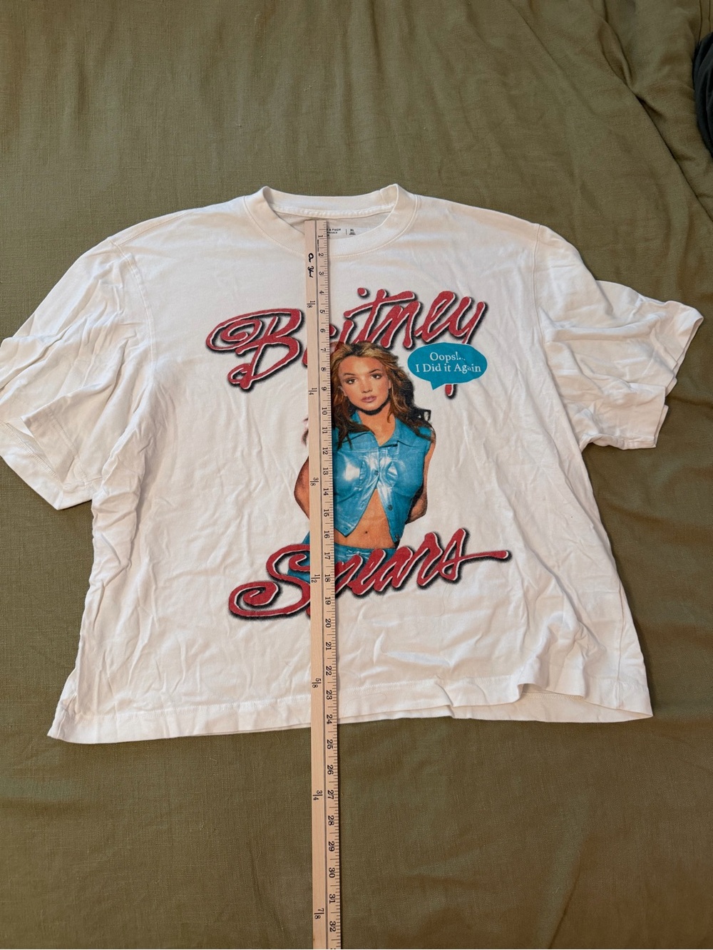 Abercrombie Britney Spears White Graphic Tee - Picture 2 of 4